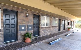 Smart Motels Bert Hinkler